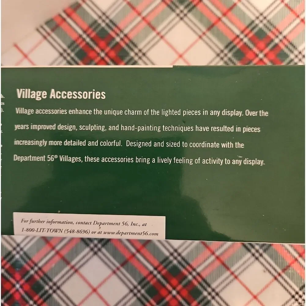 Department 56 St. Patrick's Day Decorating Village Accessory Set